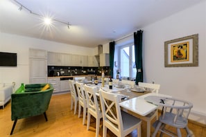 Grand Apartment | Private kitchen