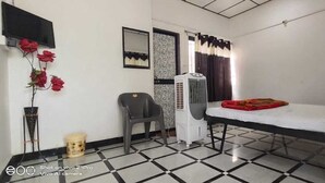 Gambar tidak terklasifikasi, 2 dari 23, tombol