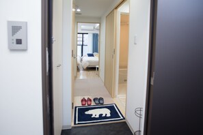 Hallway - Seaside Room Namba (Osaka)
