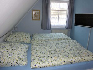 2 Schlafzimmer, Reisekinderbett, WLAN