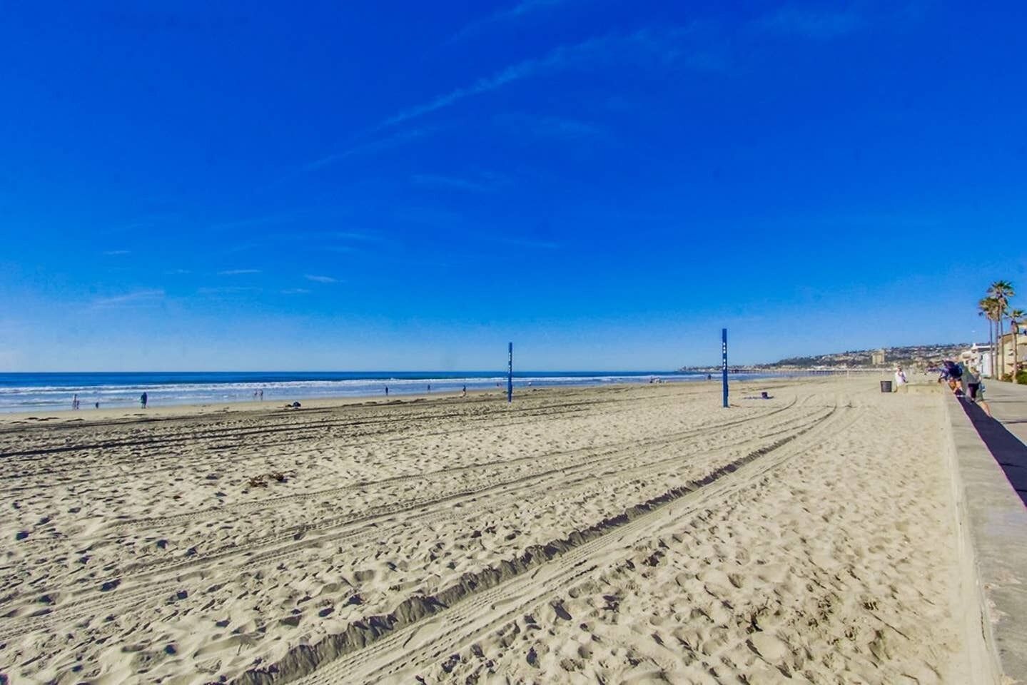 ビーチの近く、サンラウンジャー、ビーチタオル