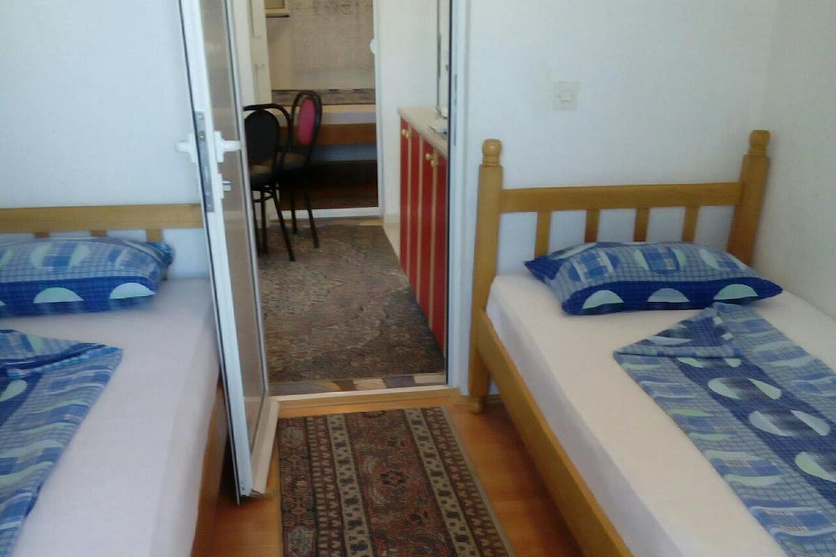 Apartment (4) | Iron/ironing board (on request), WiFi (free), individually decorated