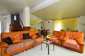 TV - Apartment 157/336 (Istria - Stinjan), 700m from the beach (Stinjan)