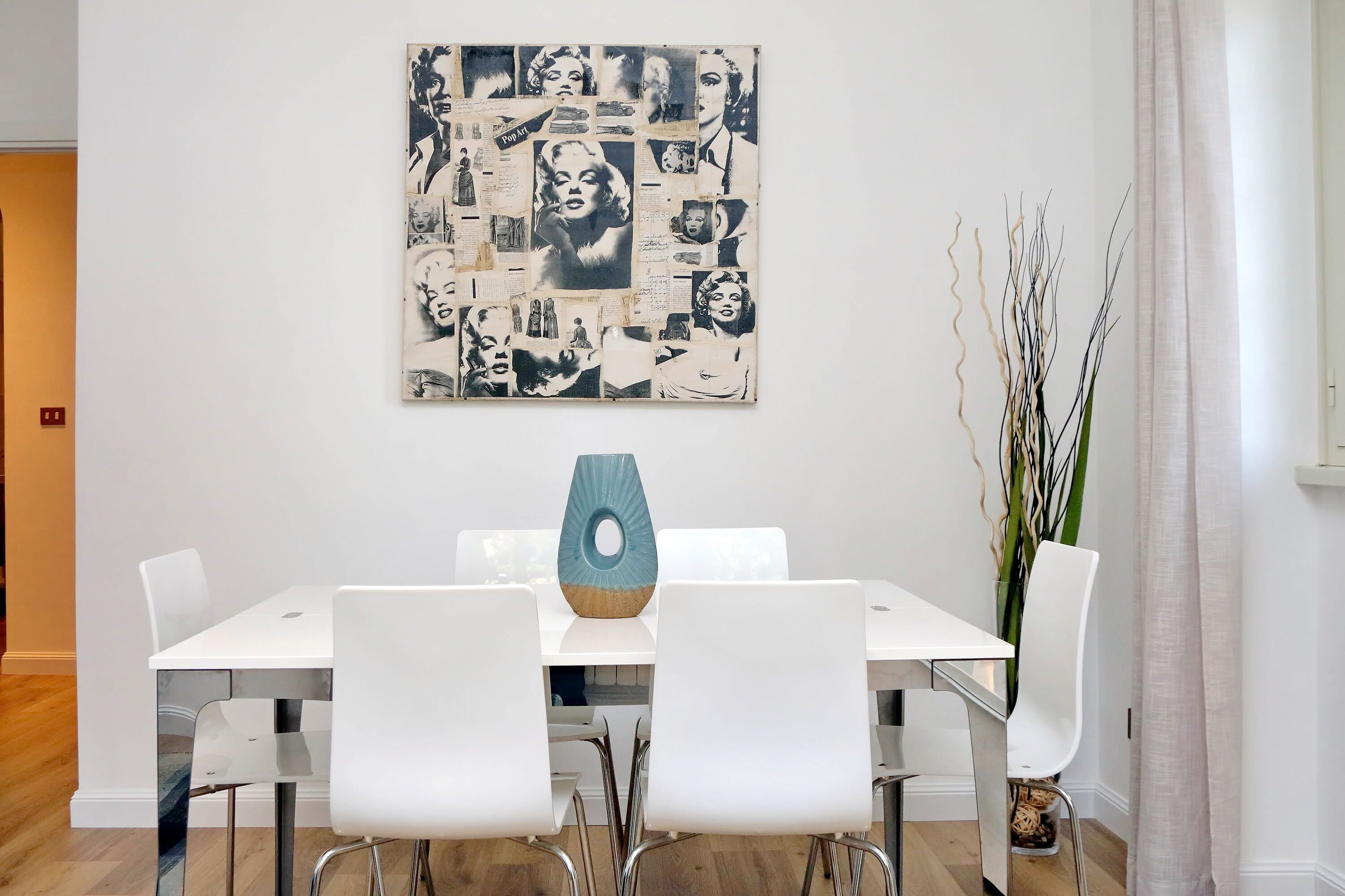 Apartment, 2 Bedrooms | In-room dining