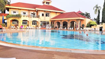 Apartment | Pool | Outdoor pool