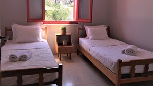 Basic-Apartment, 2 Schlafzimmer, Nichtraucher, Hügelblick