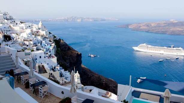 Property grounds - Fira Cave Suites (Santorini)