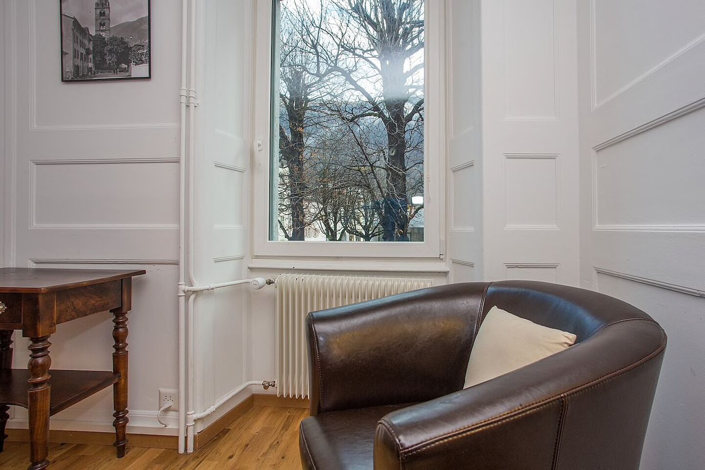 Kahden hengen huone (Octodure) | Select Comfort -patjalliset sängyt, pimennysverhot, silitysrauta/-lauta