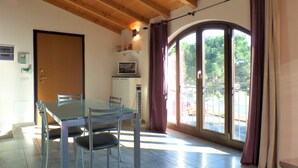 Unclassified image, 3 of 30, button - Casa Miralago (Lesa)
