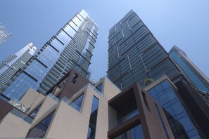 Exterior - OYO Home 258 1BHK Marina Gate 2 (Dubai)