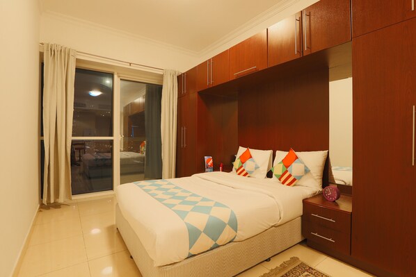 Classic Studio | Iron/ironing board