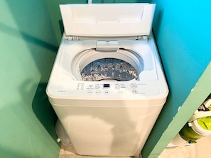 Apartment (24) | Laundry