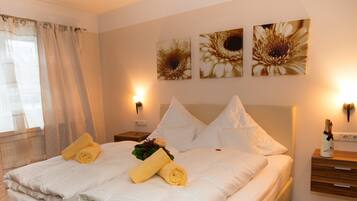 Suíte júnior | 1 quarto, individualmente decorados, Wi-Fi de cortesia, roupa de cama