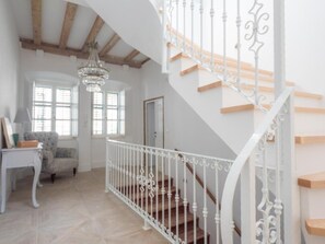 Interior - The Byron Dubrovnik (Dubrovnik)