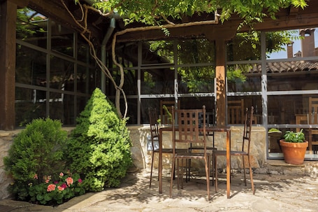 Terraza o patio. La Casa Grande