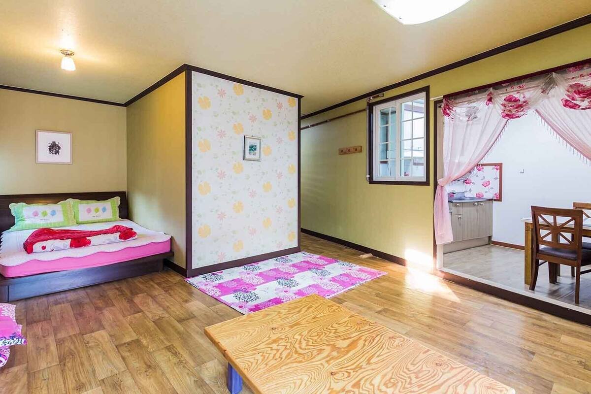 Room (8 So-Na-Mu) | Free WiFi