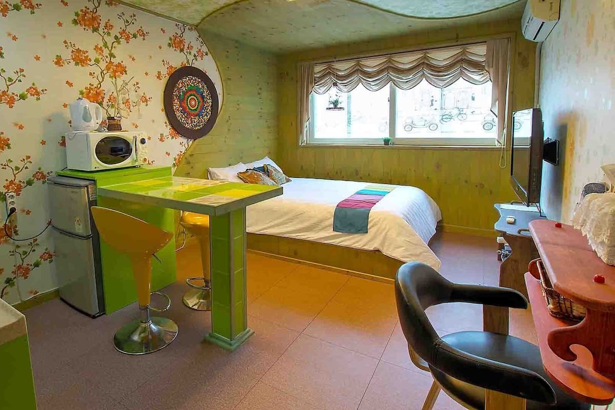Room (3 O-Dong-Na-Mu) | Free WiFi
