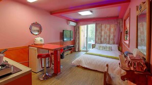 Room (2 Gye-Su-Na-Mu) | Free WiFi