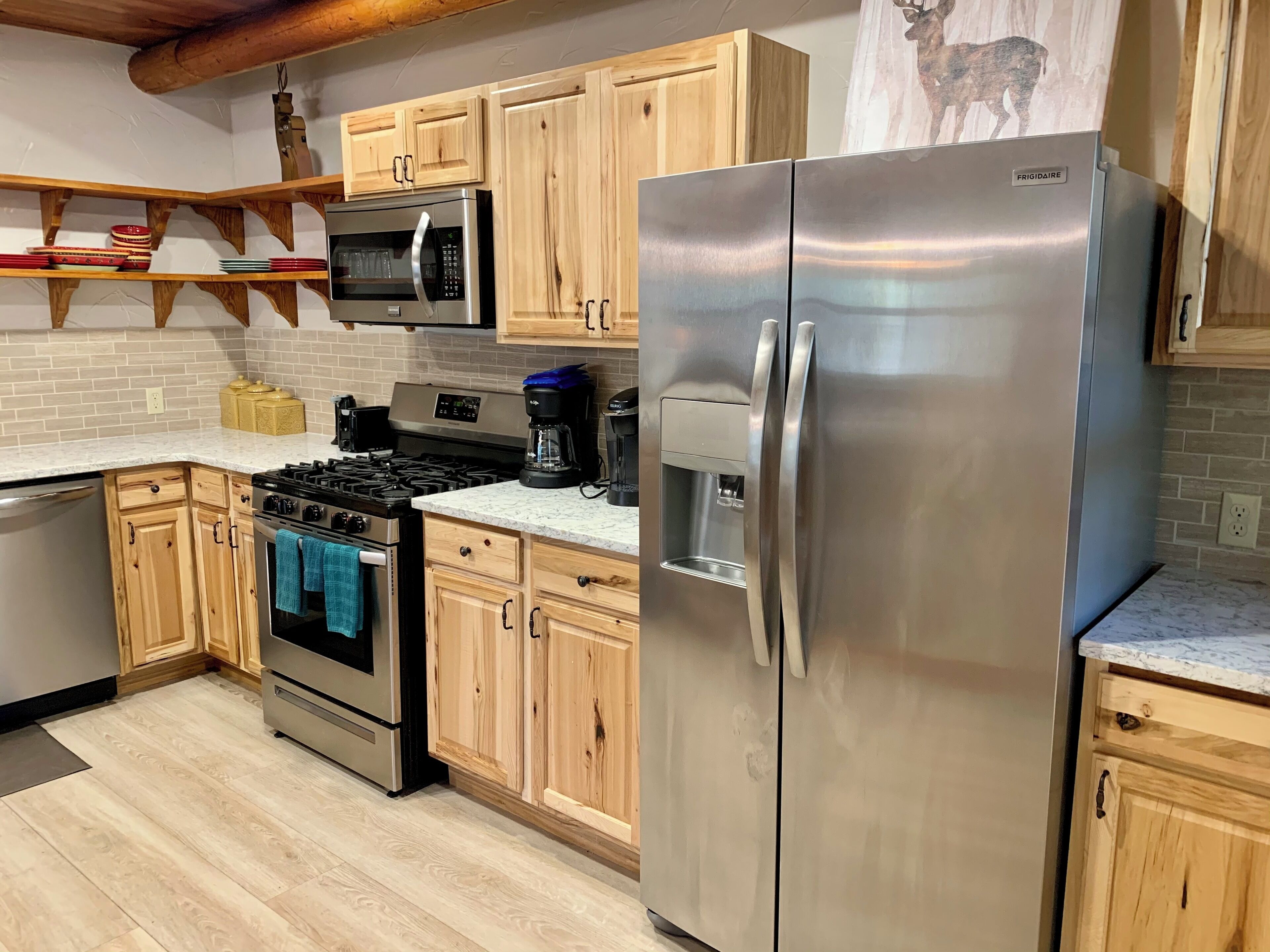 Oven, stovetop, dishwasher, coffee/tea maker