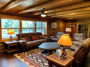 TV, fireplace, DVD player