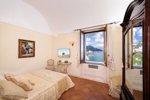 6 bedrooms, desk, WiFi, bed sheets - Villa Alba d'Oro   Historic Luxury Villa (AMALFI)