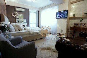 2 bedrooms, blackout curtains, iron/ironing board, free WiFi - Sweet Home Accomodation (Bucharest)