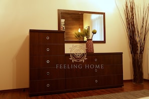 Comfort Apartment | Living area | Flat-screen TV