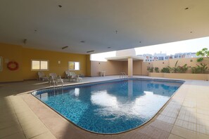 Outdoor pool - OYO 264 Home Cordoba Palace 607 Studio (Dubai)
