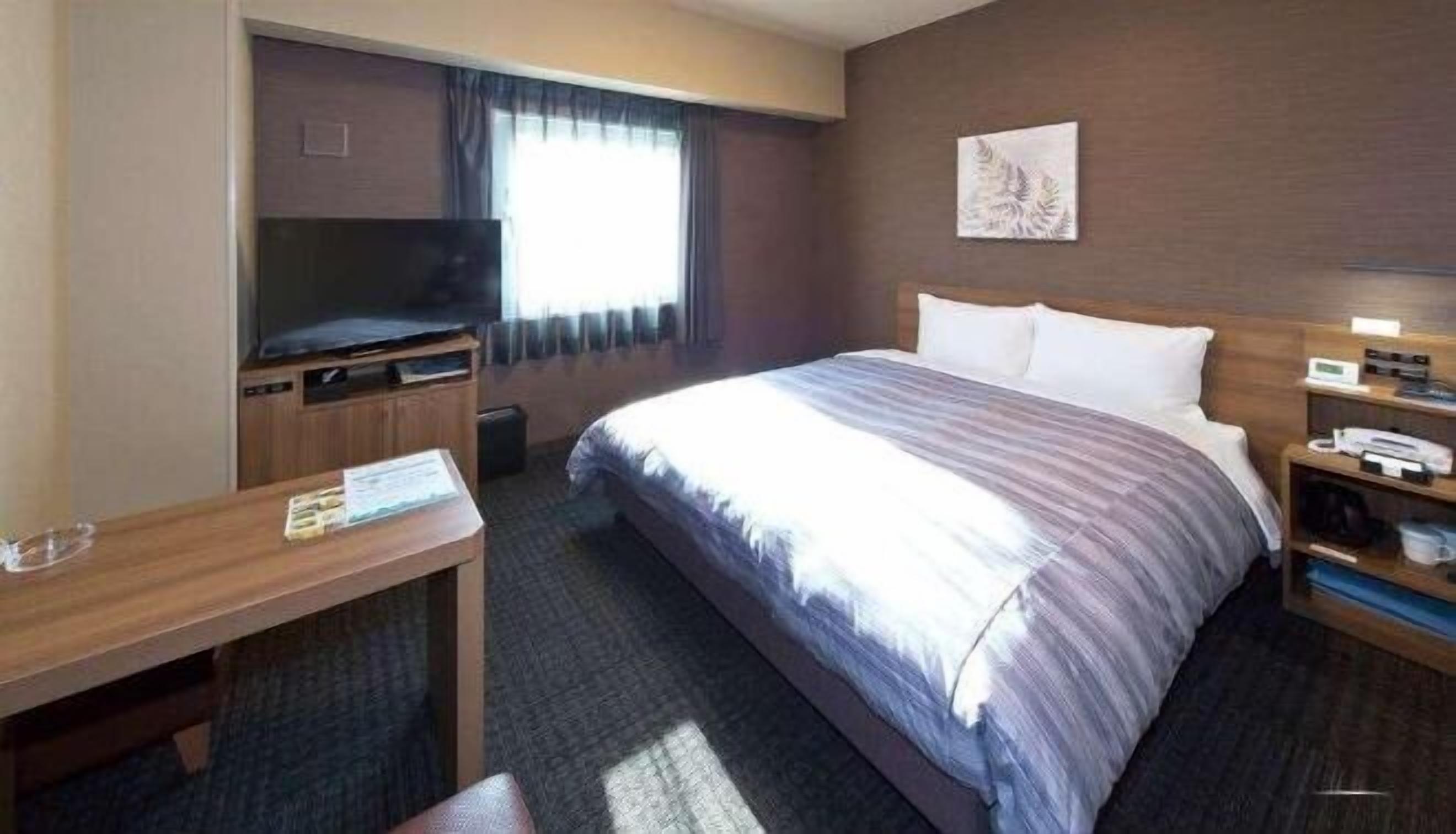 โต๊ะทำงาน, Wi-Fi ฟรี, ผ้าปูที่นอน