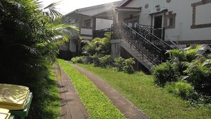 Property grounds - Le Verval n ° 1 for 2 people, Meublé de Tourisme ***, Self catering accommodation (La riviere saint louis)