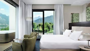 Suite, uitzicht op meer | Lakens van Egyptisch katoen, luxe beddengoed, donzen dekbedden