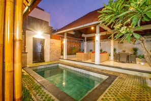 Outdoor pool - Legian Private Villas (Legian)