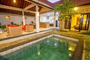 Outdoor pool - Legian Private Villas (Legian)