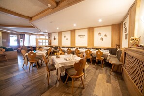 レストラン