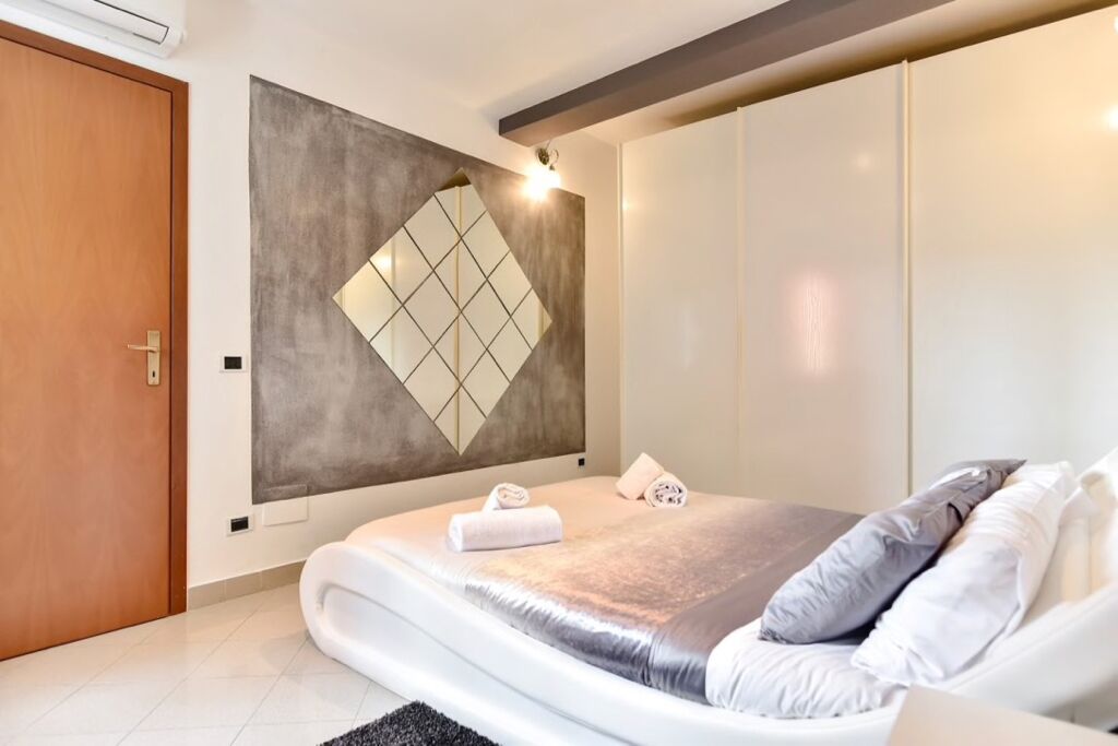 1 غرفة نوم ومكواة/لوح كي وسرير سفر وواي فاي