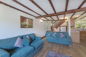 Een televisie en een dvd-speler