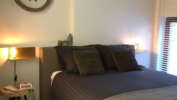 Double Room | Hypo-allergenic bedding, down comforters, Select Comfort beds, minibar