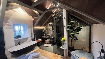 2 chambres, matelas mémoire de forme, Wi-Fi gratuit, draps fournis
