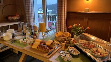 Tägliches inbegriffenes Frühstücksbuffet