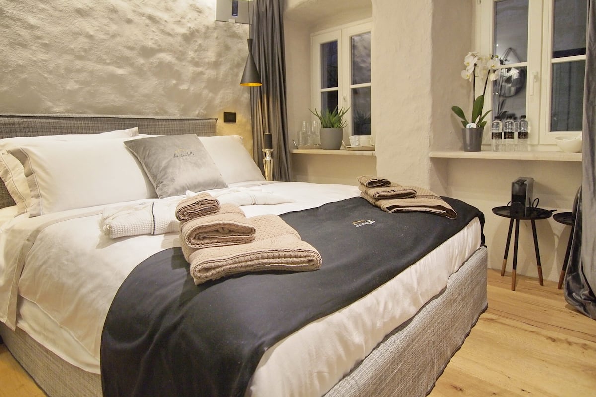 Deluxe tweepersoonskamer (2) | 1 slaapkamer, luxe beddengoed, bedden met traagschuimmatras