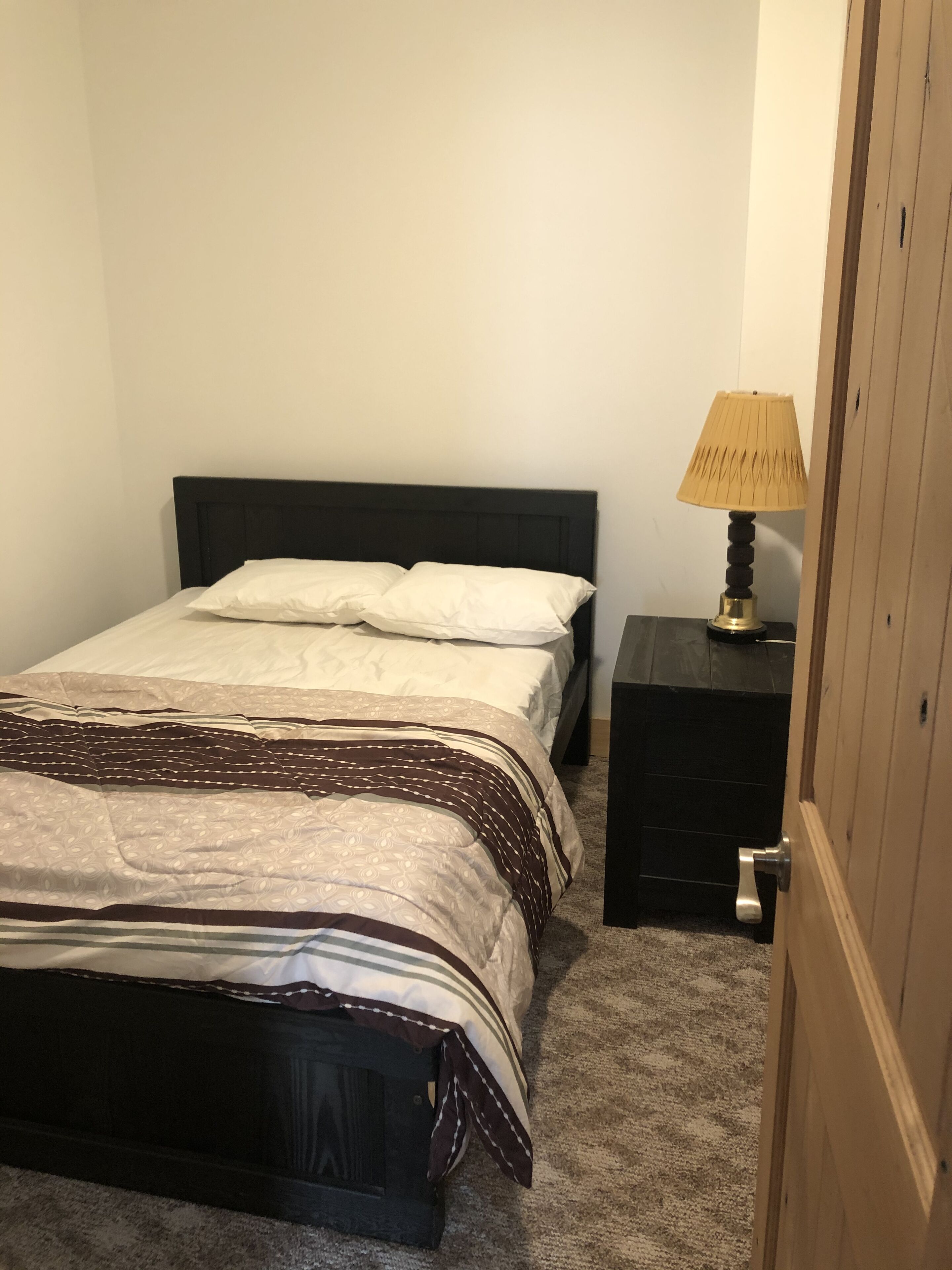 8 間睡房、免費 Wi-Fi