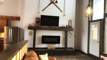 TV connectée, cheminée