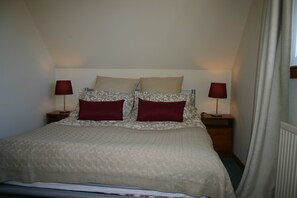 2 Schlafzimmer, Bügeleisen/Bügelbrett, WLAN, Bettwäsche