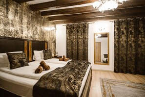 Deluxe-Studio | Minibar, Schreibtisch, Verdunkelungsvorhänge, schallisolierte Zimmer