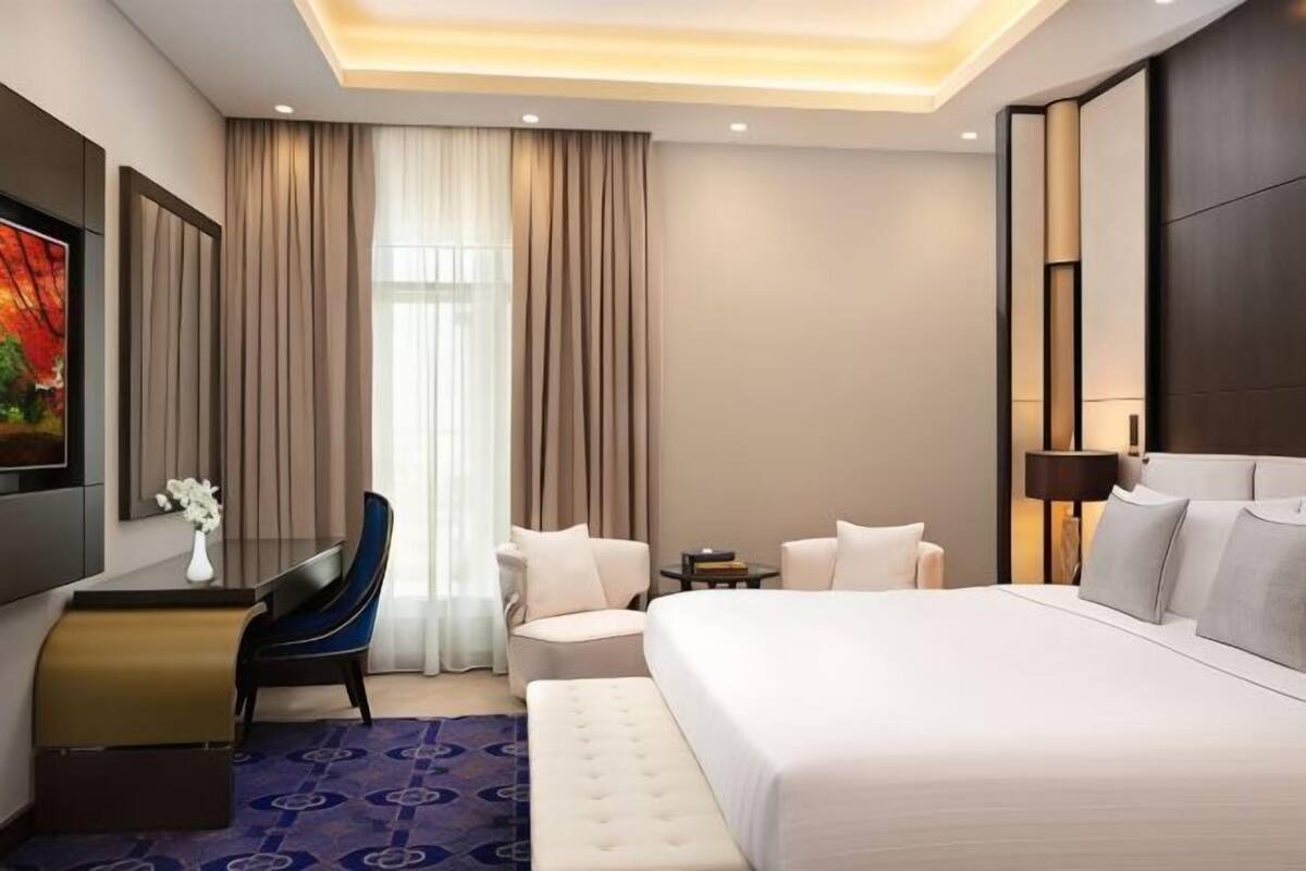 1 bedroom, premium bedding, down duvets, Select Comfort beds