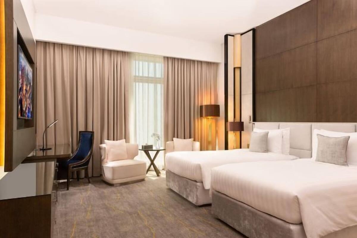 1 bedroom, premium bedding, down duvets, Select Comfort beds