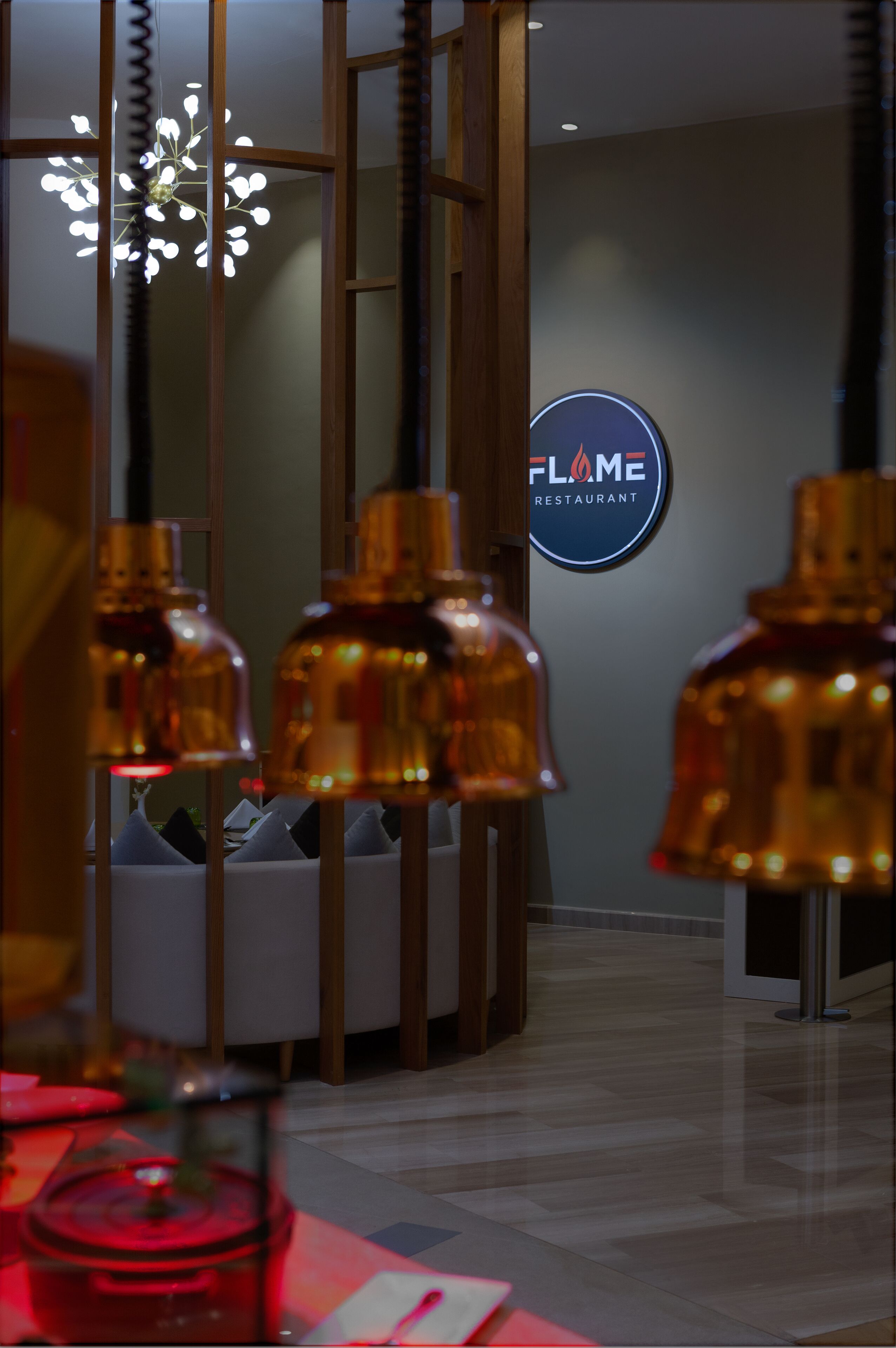 5 restaurants, breakfast served