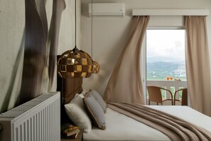 5 bedrooms, iron/ironing board, WiFi, bed sheets - 5 bd property, comfortable, amazing view, pool (Kolymvari, Chania)