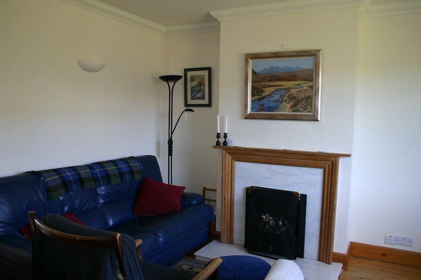 Peaceful Secluded Garden Cottage Is Near To Beach, Rail, Bus And Bustley Town. - Ayrshire