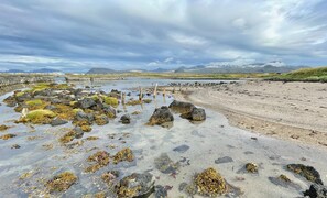 On the beach, white sand - Kleifar (Hellissandur)